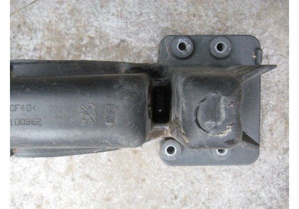 Балка заднього бампера Peugeot 407, 1.6hdi, 9658665480